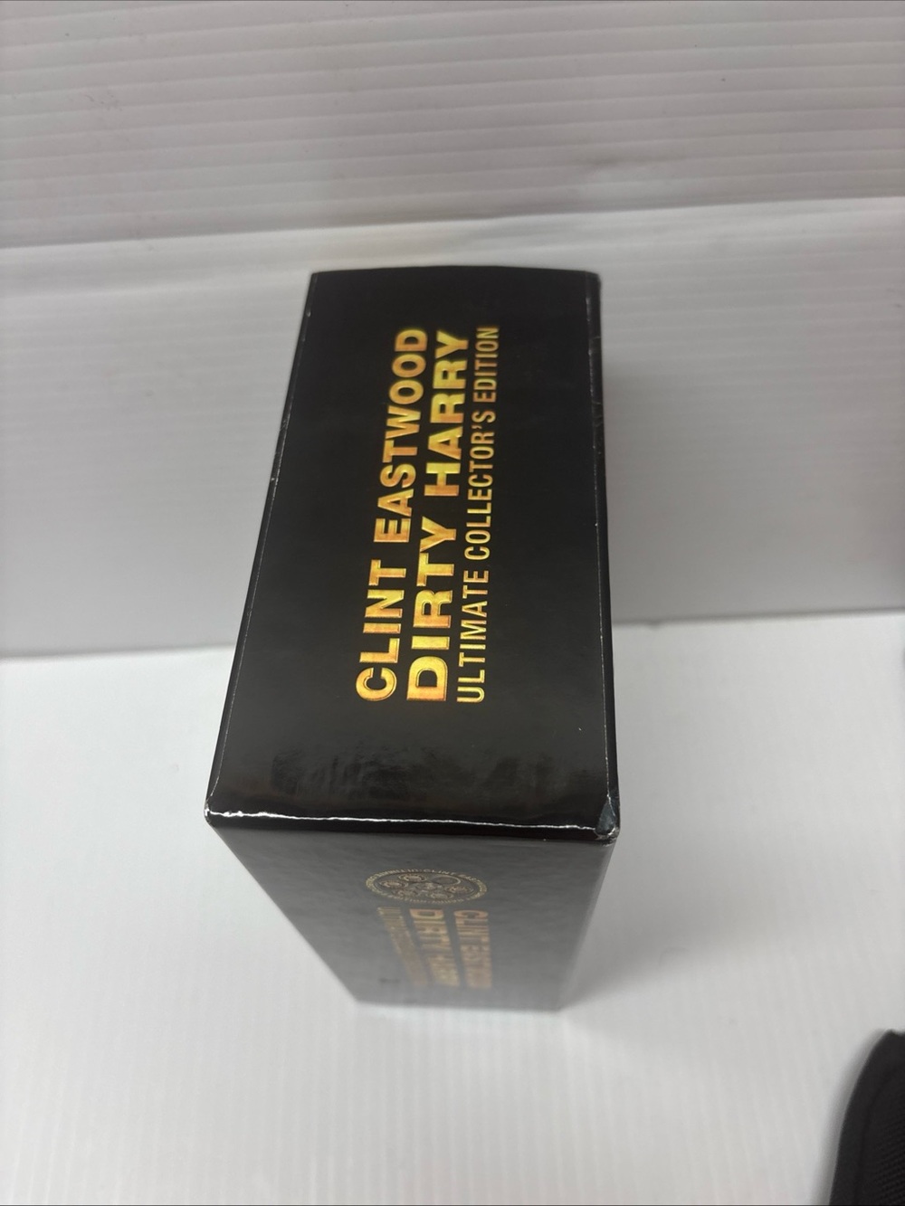 Clint Eastwood Dirty Harry Ultimate Collector's Edition Box DVD - RARE - Picture 4 of 5